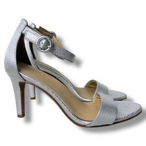 Naturalizer Strappy Heels Silver Size 6.5